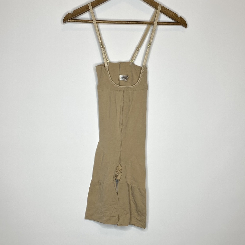 Control It By Maidenform #12506 Nude Waist +‎ Thigh Shapewear Singlet M